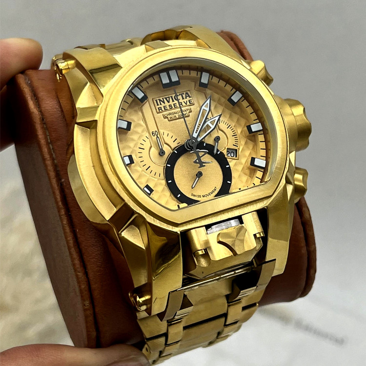 ساعت گودزیلا با صفحه طلایی