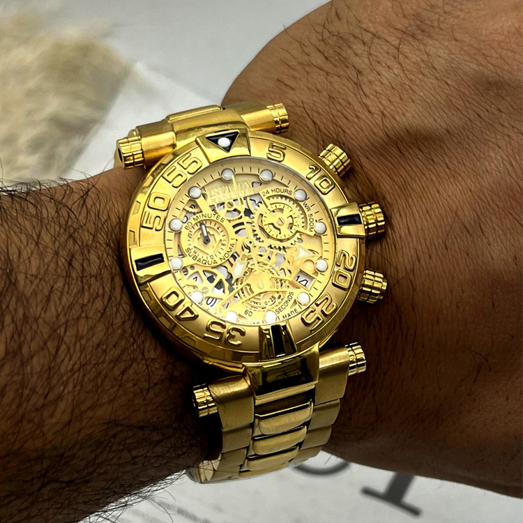 اینویکتا سوباکو طلایی