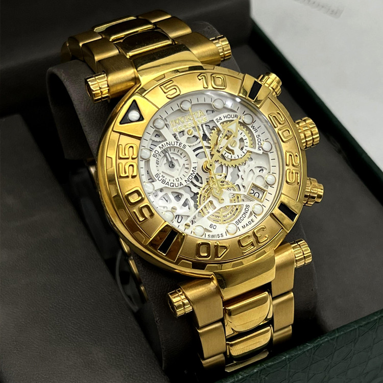 ساعت اینویکتا سوباکو طلایی