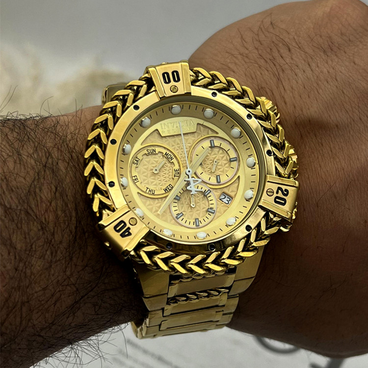 اینویکتا دور زنجیری طلایی