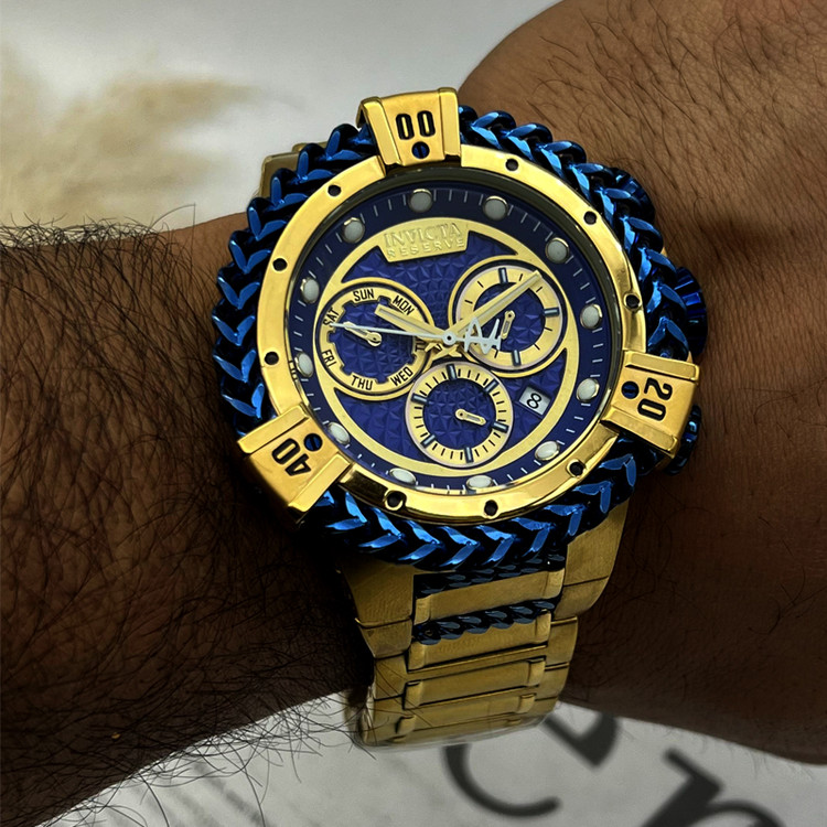 اینویکتا زنجیری آبی